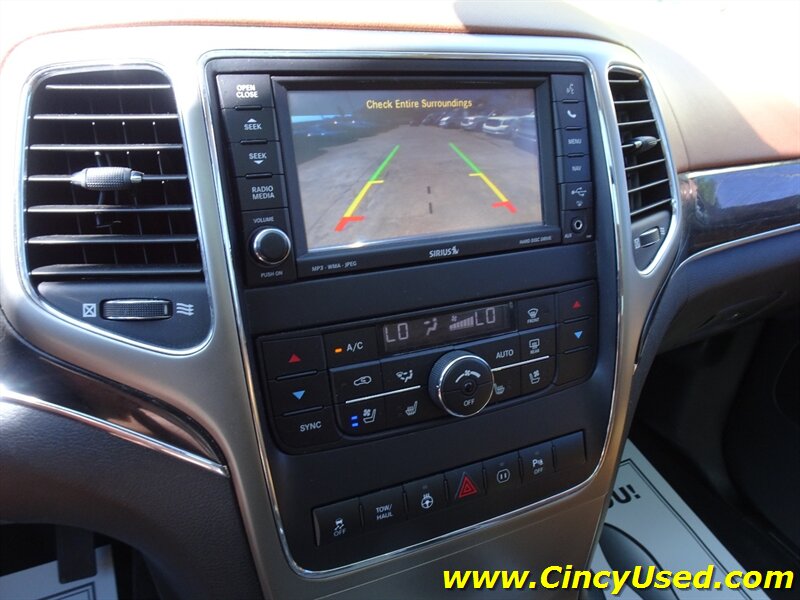 2012 Jeep Grand Cherokee Overland Summit - Photo 20 - Cincinnati, OH 45255
