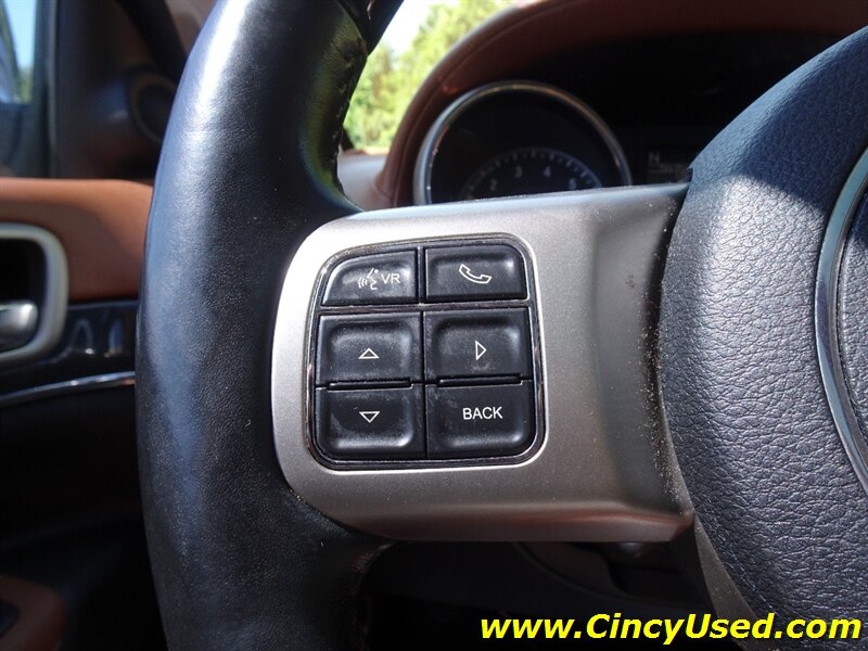 2012 Jeep Grand Cherokee Overland Summit - Photo 22 - Cincinnati, OH 45255
