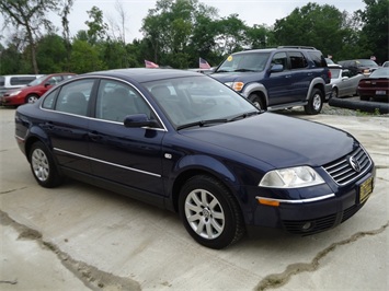 2002 Volkswagen Passat GLS   - Photo 1 - Cincinnati, OH 45255