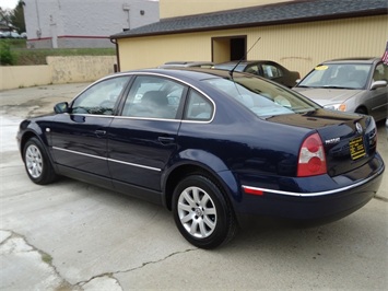2002 Volkswagen Passat GLS   - Photo 4 - Cincinnati, OH 45255