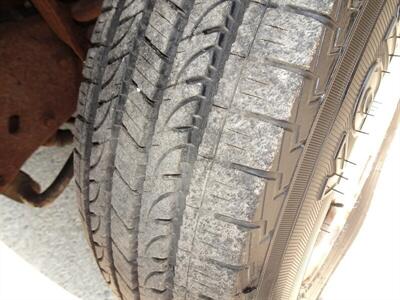 2006 Ford E-Series Cargo E-150   - Photo 95 - Cincinnati, OH 45255