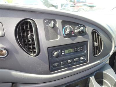 2006 Ford E-Series Cargo E-150   - Photo 41 - Cincinnati, OH 45255