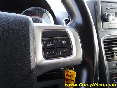 2012 Dodge Grand Caravan Crew   - Photo 23 - Cincinnati, OH 45255