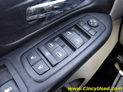 2012 Dodge Grand Caravan Crew   - Photo 21 - Cincinnati, OH 45255