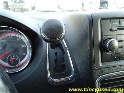 2012 Dodge Grand Caravan Crew   - Photo 18 - Cincinnati, OH 45255