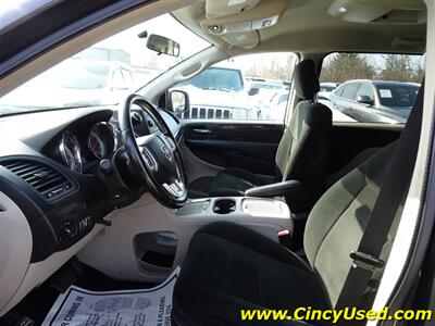 2012 Dodge Grand Caravan Crew   - Photo 11 - Cincinnati, OH 45255