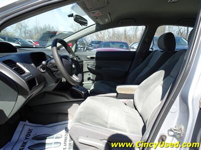 2011 Honda Civic LX   - Photo 11 - Cincinnati, OH 45255