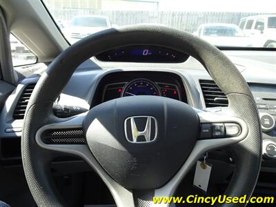 2011 Honda Civic LX   - Photo 20 - Cincinnati, OH 45255