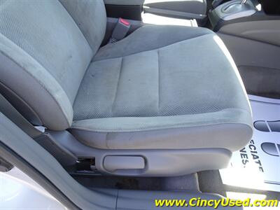 2011 Honda Civic LX   - Photo 28 - Cincinnati, OH 45255