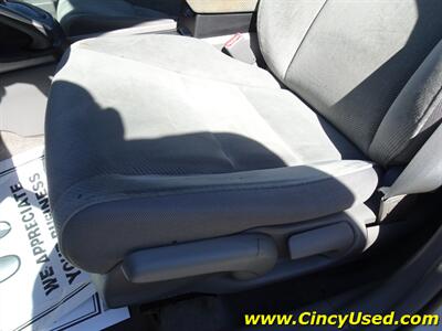 2011 Honda Civic LX   - Photo 27 - Cincinnati, OH 45255