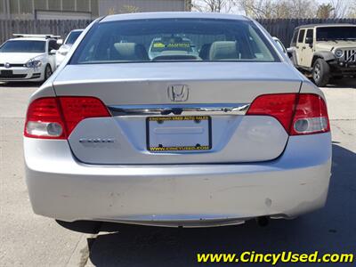 2011 Honda Civic LX   - Photo 8 - Cincinnati, OH 45255