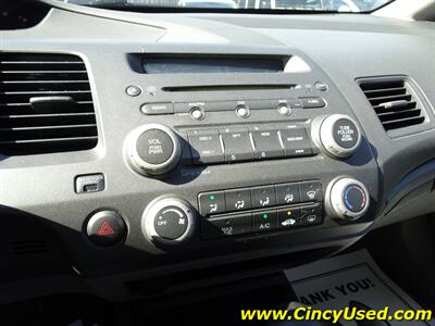 2011 Honda Civic LX   - Photo 19 - Cincinnati, OH 45255