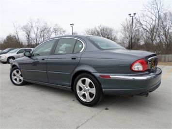 2002 Jaguar X-Type 3.0   - Photo 12 - Cincinnati, OH 45255