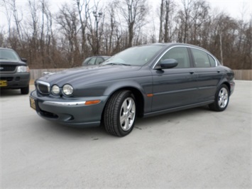 2002 Jaguar X-Type 3.0   - Photo 11 - Cincinnati, OH 45255