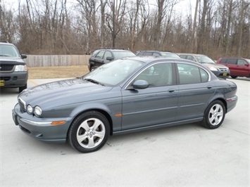 2002 Jaguar X-Type 3.0   - Photo 3 - Cincinnati, OH 45255