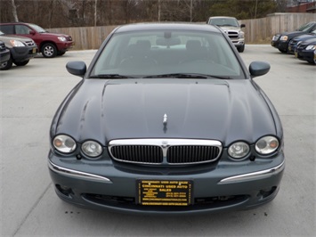 2002 Jaguar X-Type 3.0   - Photo 2 - Cincinnati, OH 45255