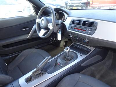 2008 BMW Z4 3.0i   - Photo 14 - Cincinnati, OH 45255