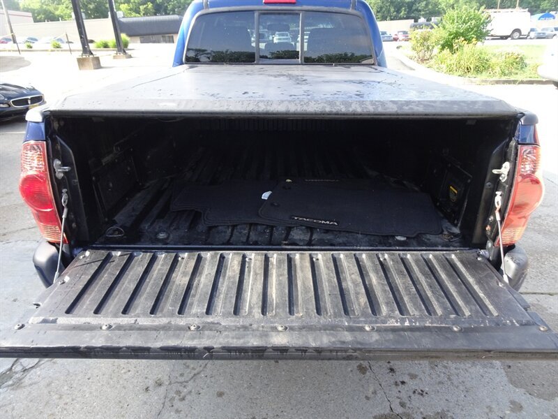2007 Toyota Tacoma V6 - Photo 13 - Cincinnati, OH 45255