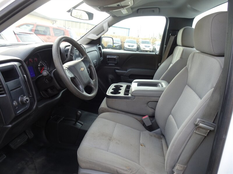 2016 Chevrolet Silverado 1500 Longbed Work Truck  5.3L V8 4X4 - Photo 9 - Cincinnati, OH 45255