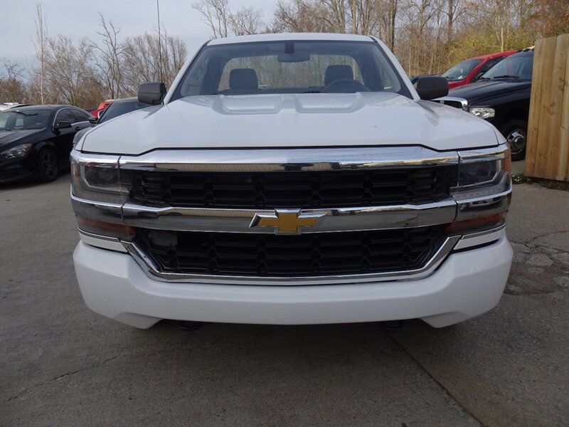 2016 Chevrolet Silverado 1500 Longbed Work Truck  5.3L V8 4X4 - Photo 2 - Cincinnati, OH 45255