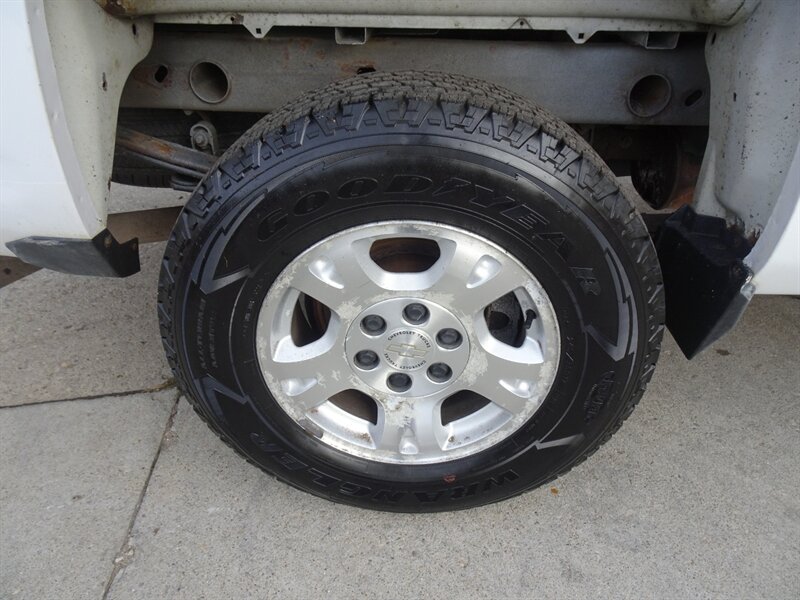 2016 Chevrolet Silverado 1500 Longbed Work Truck  5.3L V8 4X4 - Photo 24 - Cincinnati, OH 45255