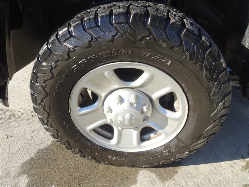 2015 RAM Ram Pickup 2500 Tradesman  HEMI V8 4X4 - Photo 30 - Cincinnati, OH 45255