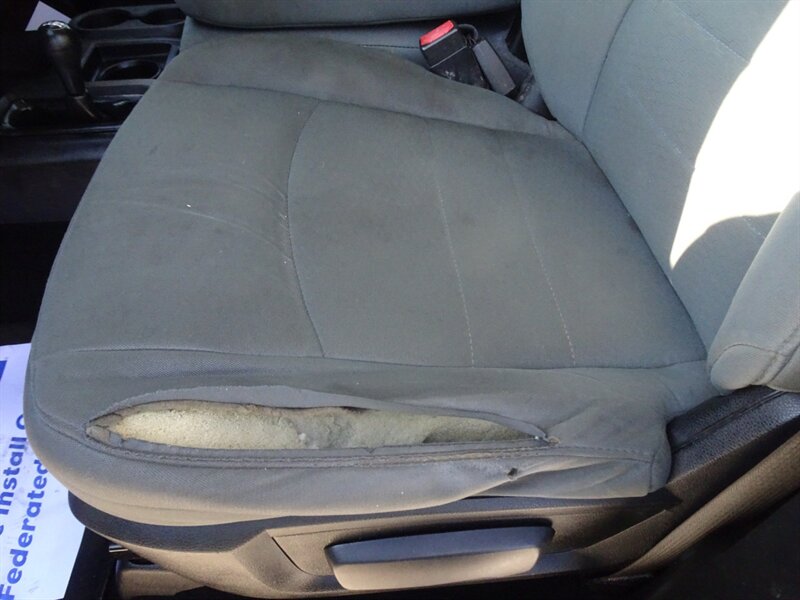 2015 RAM Ram Pickup 2500 Tradesman  HEMI V8 4X4 - Photo 24 - Cincinnati, OH 45255