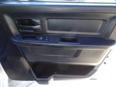 2015 RAM Ram Pickup 2500 Tradesman  HEMI V8 4X4 - Photo 23 - Cincinnati, OH 45255