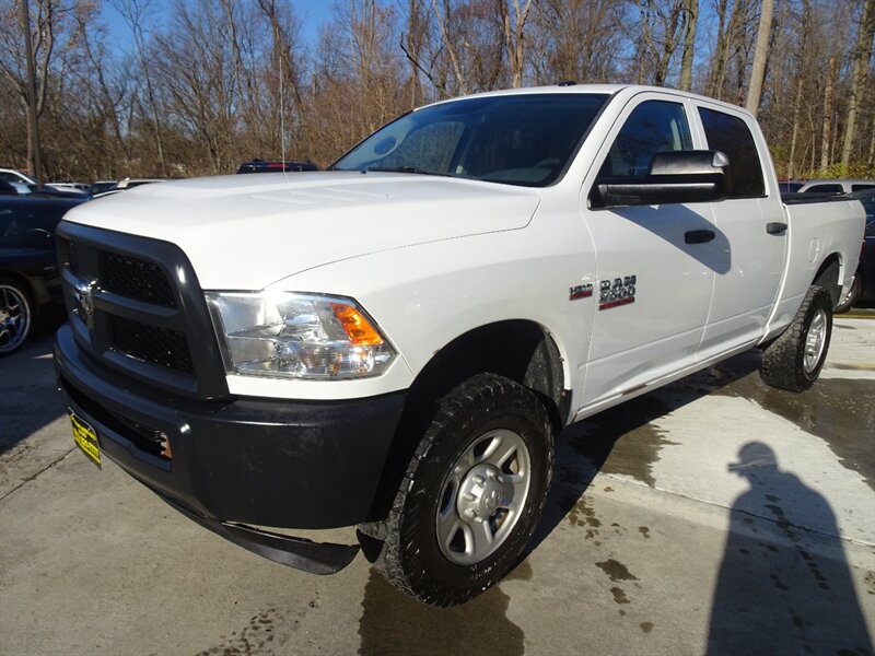 2015 RAM Ram Pickup 2500 Tradesman  HEMI V8 4X4 - Photo 3 - Cincinnati, OH 45255