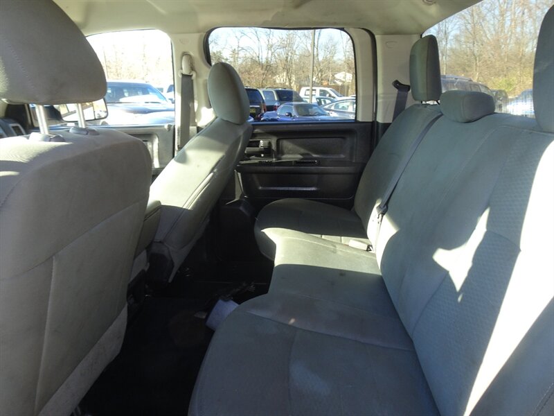 2015 RAM Ram Pickup 2500 Tradesman  HEMI V8 4X4 - Photo 11 - Cincinnati, OH 45255