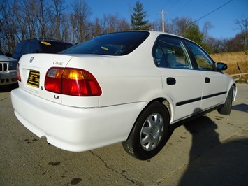 2000 Honda Civic   - Photo 13 - Cincinnati, OH 45255