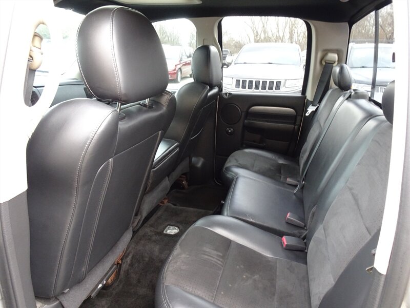 2005 Dodge Ram Pickup 1500 SRT-10 8.3L V10 Quad Cab RWD - Photo 13 - Cincinnati, OH 45255