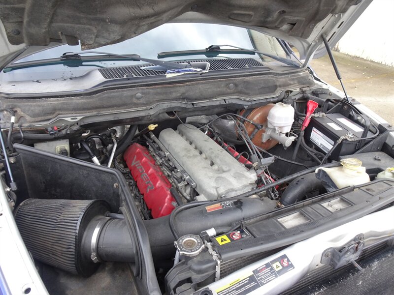 2005 Dodge Ram Pickup 1500 SRT-10 8.3L V10 Quad Cab RWD - Photo 28 - Cincinnati, OH 45255