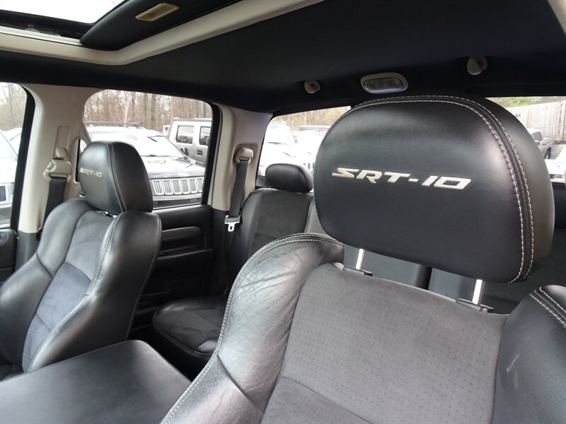 2005 Dodge Ram Pickup 1500 SRT-10 8.3L V10 Quad Cab RWD - Photo 11 - Cincinnati, OH 45255