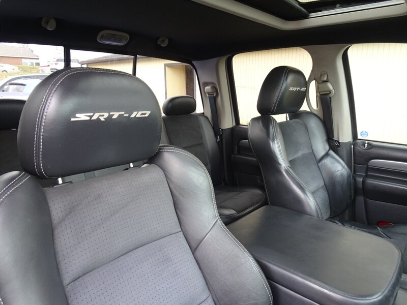 2005 Dodge Ram Pickup 1500 SRT-10 8.3L V10 Quad Cab RWD - Photo 18 - Cincinnati, OH 45255
