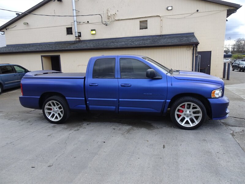 2005 Dodge Ram Pickup 1500 SRT-10 8.3L V10 Quad Cab RWD - Photo 5 - Cincinnati, OH 45255