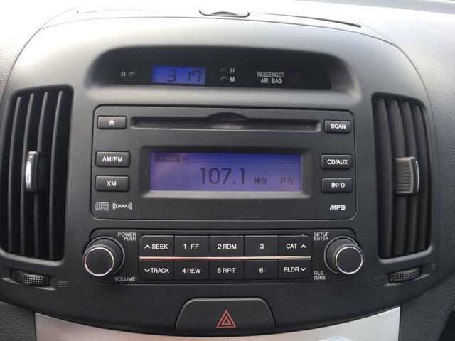 2010 Hyundai Elantra GLS   - Photo 18 - Cincinnati, OH 45255