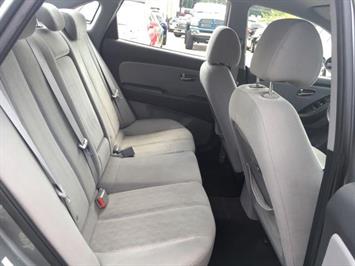 2010 Hyundai Elantra GLS   - Photo 9 - Cincinnati, OH 45255