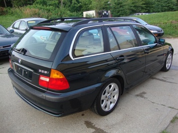 2001 BMW 325i   - Photo 6 - Cincinnati, OH 45255