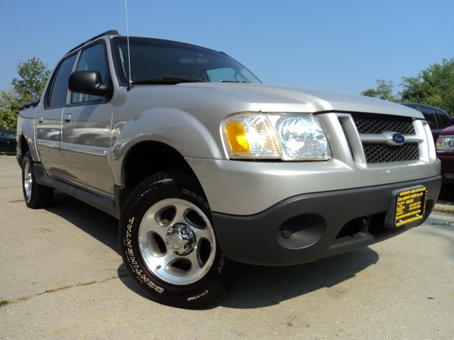 2005 Ford Explorer Sport Trac XLS - Photo 10 - Cincinnati, OH 45255