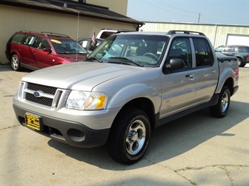 2005 Ford Explorer Sport Trac XLS   - Photo 3 - Cincinnati, OH 45255