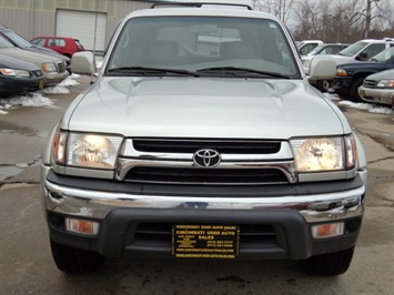 2001 Toyota 4Runner SR5   - Photo 2 - Cincinnati, OH 45255