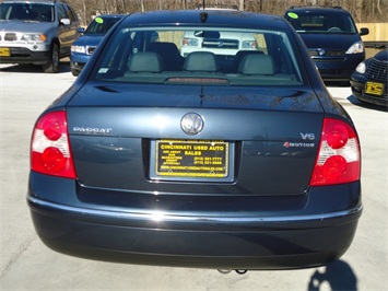 2004 Volkswagen Passat GLX   - Photo 5 - Cincinnati, OH 45255