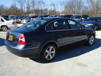 2004 Volkswagen Passat GLX   - Photo 6 - Cincinnati, OH 45255