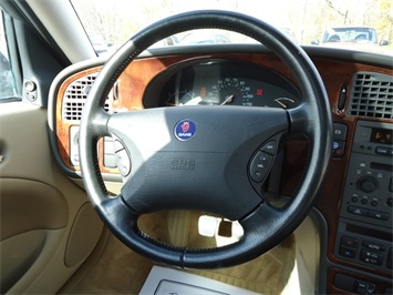 2001 Saab 9-5   - Photo 19 - Cincinnati, OH 45255