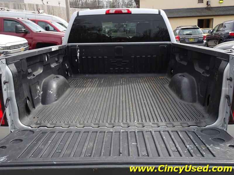 2018 Chevrolet Silverado 1500 LT - Photo 27 - Cincinnati, OH 45255