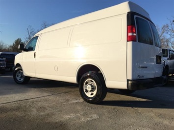 2007 Chevrolet Express Cargo 2500   - Photo 11 - Cincinnati, OH 45255