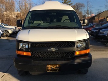 2007 Chevrolet Express Cargo 2500   - Photo 2 - Cincinnati, OH 45255