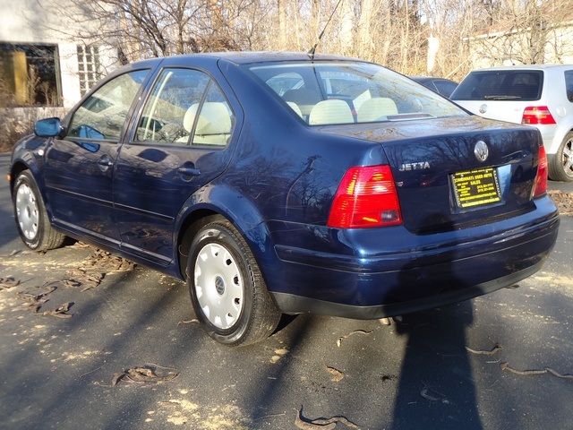 2002 Volkswagen Jetta GLS   - Photo 4 - Cincinnati, OH 45255
