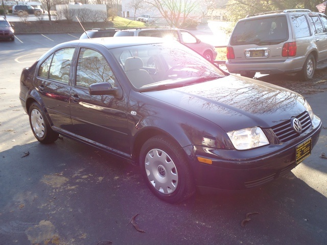 2002 Volkswagen Jetta GLS   - Photo 1 - Cincinnati, OH 45255